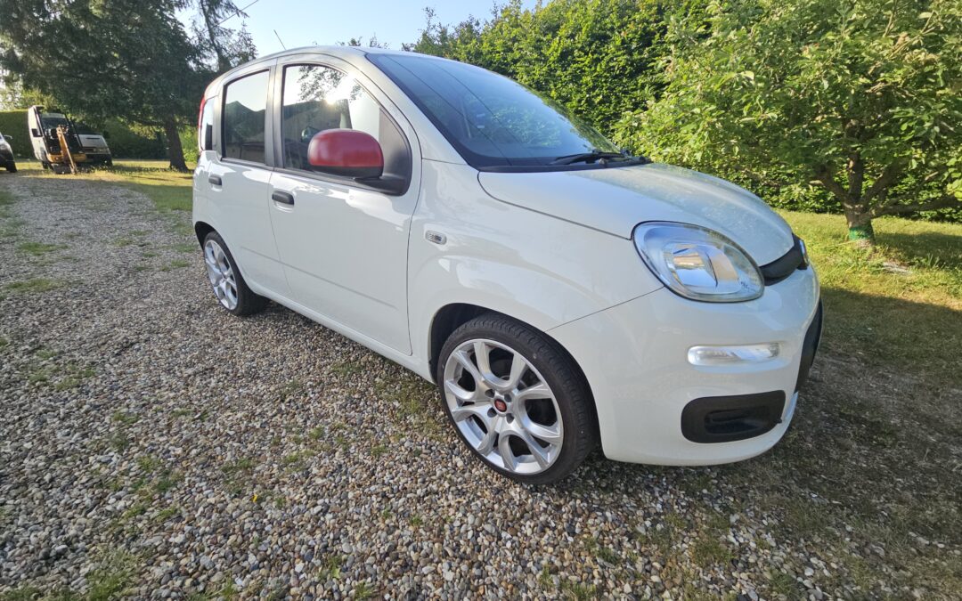 Fiat Panda 1.2 Pop 5 door/5 speed petrol. 2016 White 60,640 miles, 54 mpg, £35 RFL. Detailed service history. £Under Offer